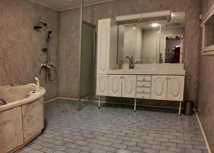 Arctic Luxe Retreat Villa